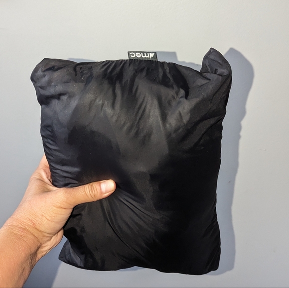 MEC Packable Down Puffer Vest Small Nylon Black Zip Up Jacket Quilted V - Picture 7 of 7